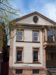 2215 5th Ave, Troy, NY 12180-2202