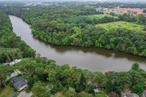 48 Patton Dr, East Brunswick NJ  08816-1130 exterior