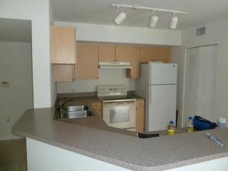 107 Villa Cir, Boynton Beach FL  33435-8902 exterior