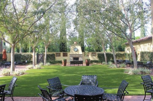 80 Navigator, Irvine CA  92620-3526 exterior