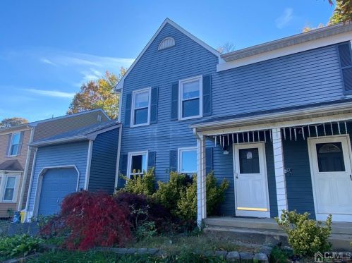 62 Buttonwood Dr, East Brunswick NJ  08816-4402 exterior