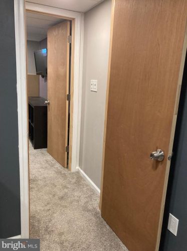 3 Dewar Dr, Trenton NJ 08620-2435 exterior