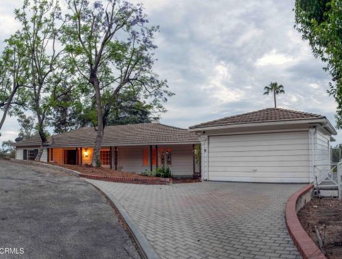 1521 Roca Dr, Glendale, CA 91207-1233