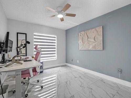 16355 23 St, Hollywood FL  33027-4406 exterior
