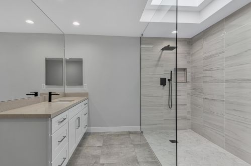 6 Cornell Dr, Rancho Mirage CA  92270-3630 exterior