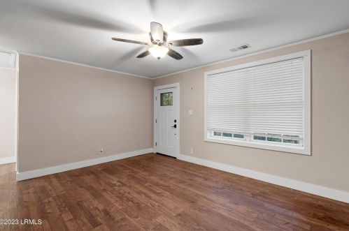 64 Cherokee Farms Rd, Beaufort SC  29906-8823 exterior