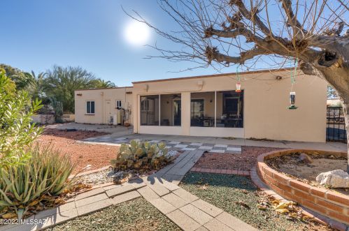 263 Abrego Dr, Green Valley AZ  85614-1504 exterior