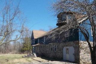 32 Hill Rd, Plattsburgh, NY 12901-5178