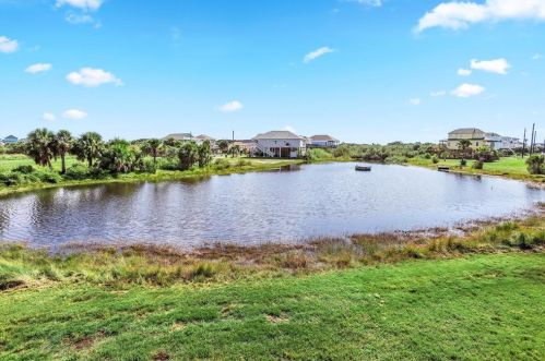 3707 El Lago St, Galveston, TX 77554-9690