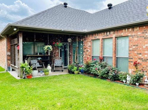 536 Oakridge Dr, Greenville TX  75402-7601 exterior