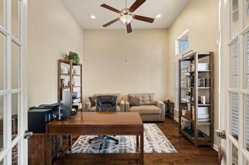 618 Emma Loop, Austin TX 78737-1457 exterior