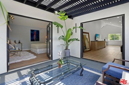 4552 Ethel Ave, North Hollywood CA  91605-4703 exterior