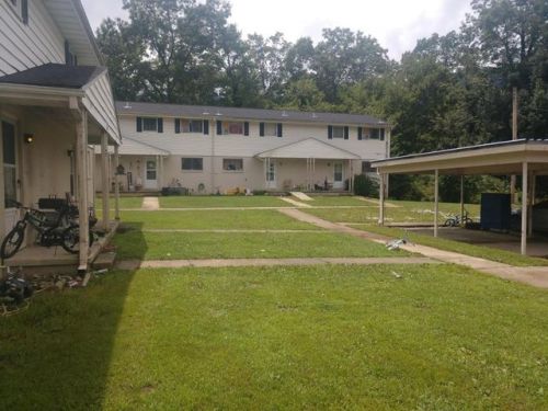 127 Upper Airbase Ln, Briceville, TN 37710-2008
