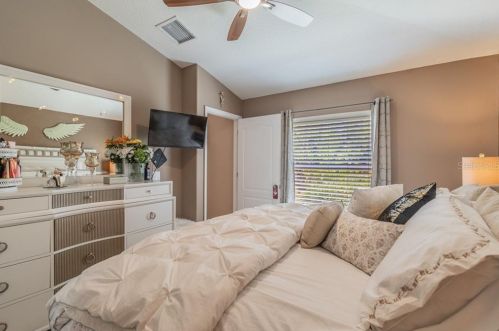 2107 Colville Chase Dr, Ruskin FL  33570-6306 exterior