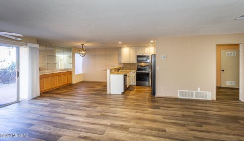 1118 Abrego Dr, Green Valley AZ  85614-3635 exterior