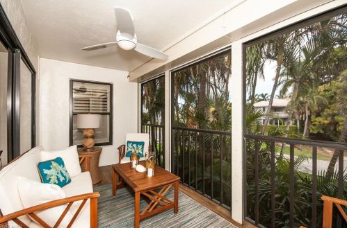 812 10th Ave, Naples FL  34120-5066 exterior