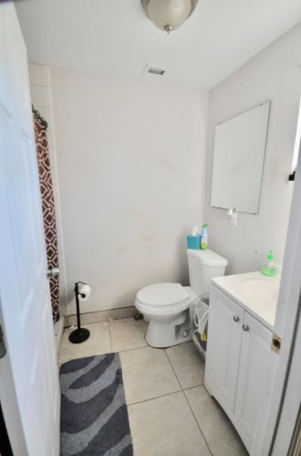 4010 Gdn Ave, West Palm Beach FL  33405-2578 exterior