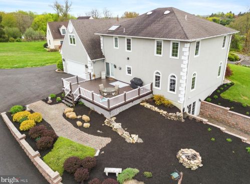 407 Palmers Dr, Landenberg, PA 19350-1373