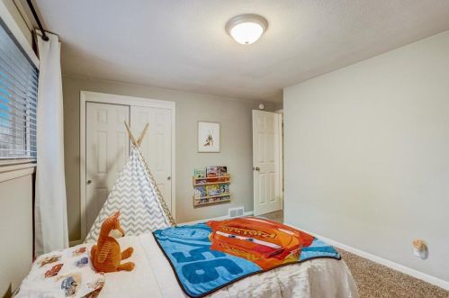 4225 95, Milwaukee WI 53222-1523 exterior