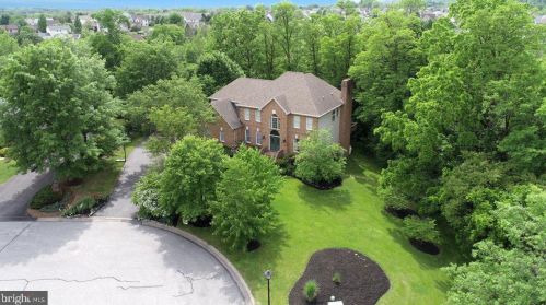 2202 Coventry Ln, West Enola, PA 17025-1287