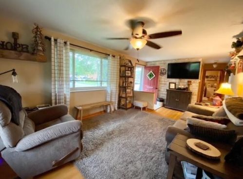 4872 Ridgewood Rd, Springfield, OH 45503-5942