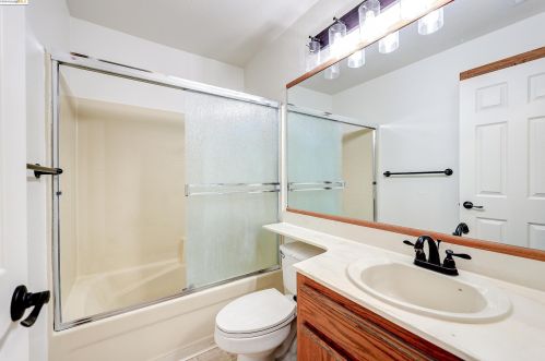 1861 Concannon Dr, Oakley CA  94561-3018 exterior