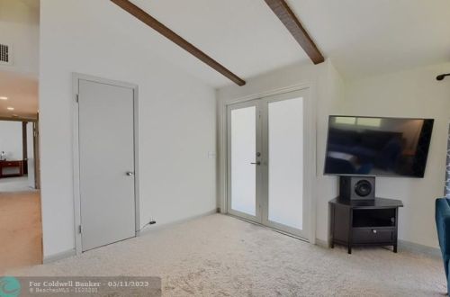 5173 Lake Blvd, Delray Beach FL  33484-4265 exterior