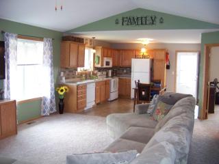 825 6th St, Hastings MN  55033-1625 exterior