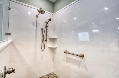 500 Dove Holw Trl, Georgetown TX 78633-5066 exterior