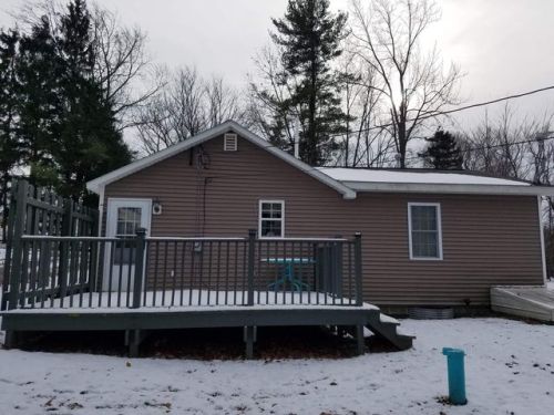 6809 Lakeshore Dr, Castile, NY 14427-9523