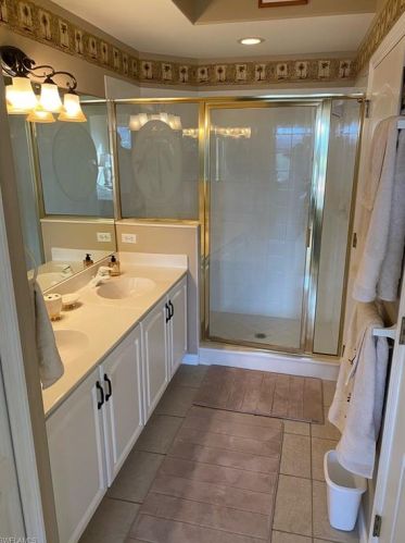 9231 Spring Run Blvd, Bonita Springs FL 34135-3606 exterior