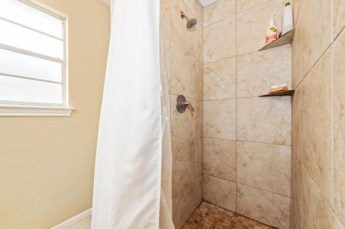 350 Cumberland Trl, Conroe TX 77302-1089 exterior