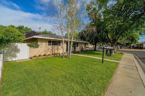 2600 Macgregor Ct, Modesto CA  95350-2320 exterior