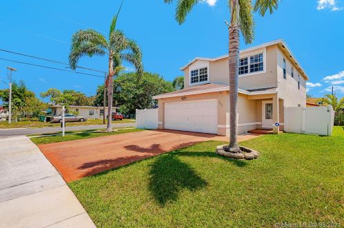 505 3rd Pl, Dania Beach, FL 33004-2714