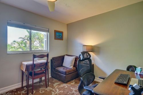 211 12th St, Cape Coral FL  33990-2025 exterior