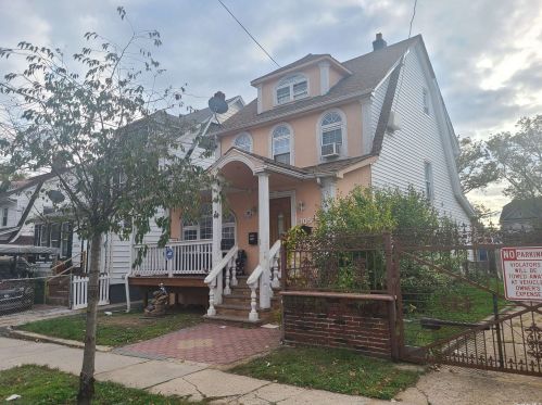 105-50 133rd St, Jamaica, NY 11418-2810