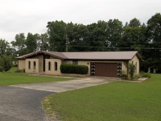 40 Plada Heights Rd, Fayetteville, TN 37334-6731