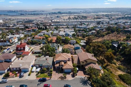 1829 Torrance St, San Diego CA  92103-2718 exterior