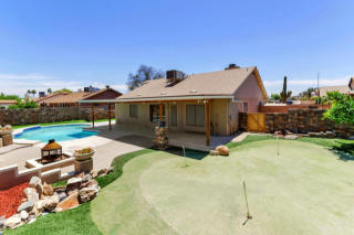 6318 Saint John Ave, Glendale, AZ 85308-3678