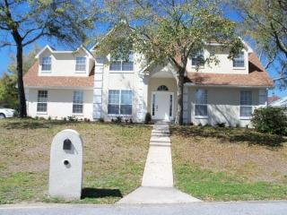 810 Boulevard Of The Champions, Shalimar FL  32579-2233 exterior