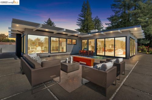 12171 Blythen Way, Oakland, CA 94619-2441