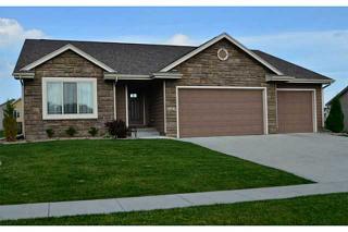 4403 Briarwood Dr, Ankeny, IA 50021-6818