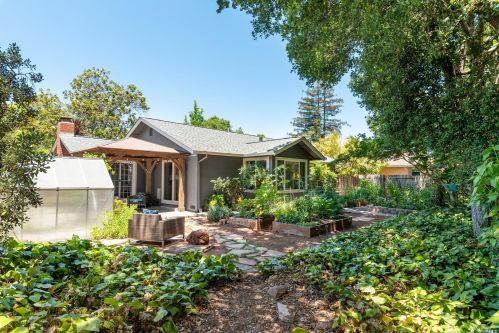 1590 Cunningham Way, Santa Rosa CA  95403-2342 exterior