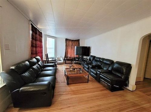 307 Cedar Ave, Marshfield, WI 54449-3727