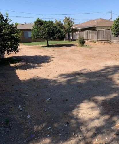 224 5th St, Greenfield, CA 93927-5708