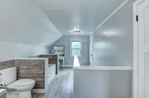 240 Elm St, Eau Claire WI  54729-1827 exterior