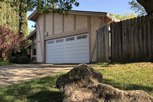 8236 Woodlake Hills Dr, Citrus Heights, CA 95662-3730