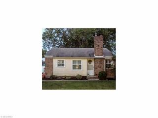 225 Fair St, Berea, OH 44017-1553