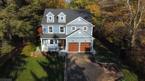 18 Old Stirling Rd, Warren NJ  07059-5810 exterior