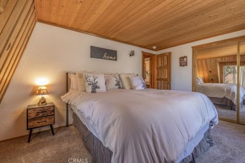 437 Gold Mtn Dr, Big Bear City CA  exterior